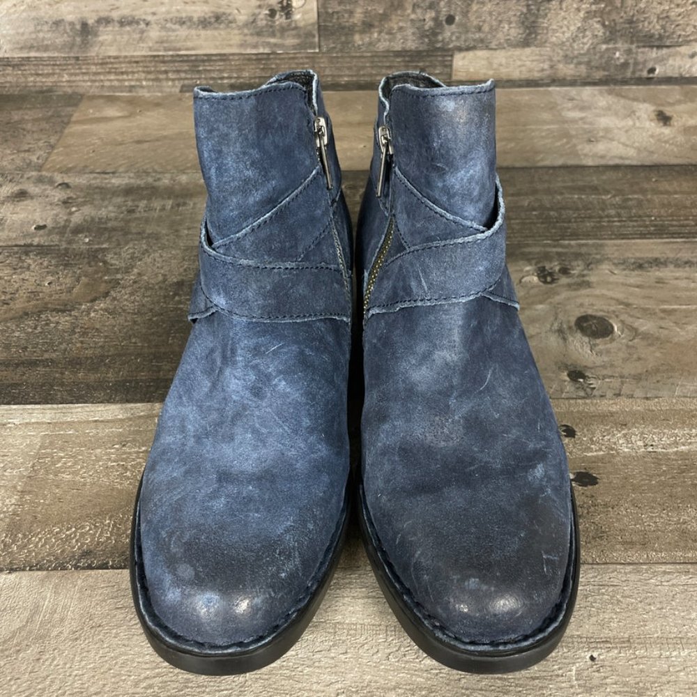 Born Trinculo Distressed Suede Booties - Picture 4 of 10